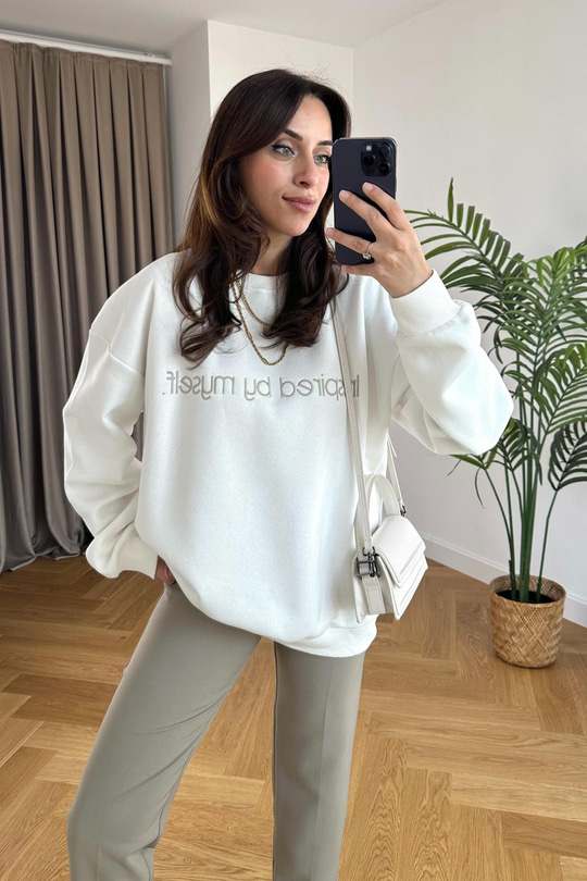ZR Beyaz Inspired Yazı İşlemeli Sweatshirt
