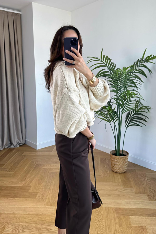Krem Rengi Düğme Detaylı Polo Yaka Triko 