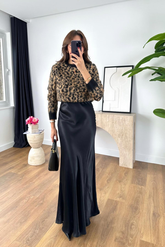 Shely Siyah Beli Lastikli Maxi Boy Saten Etek