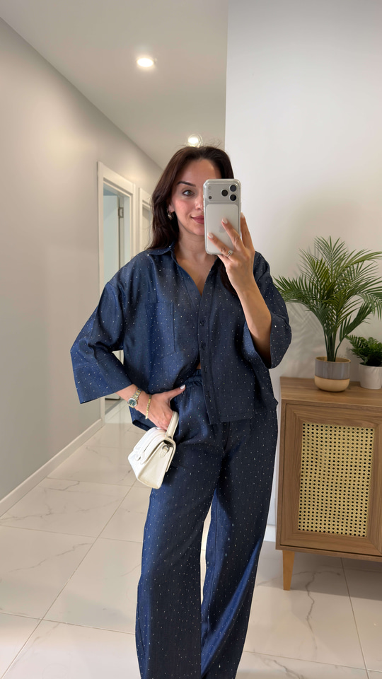 Berta Lacivert Taş İşlemeli Gömlek Pantolon Takım