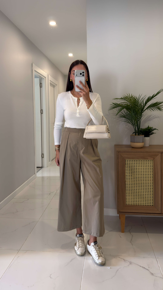 Betsa Haki Beli Lastikli Pile Detaylı Pantolon