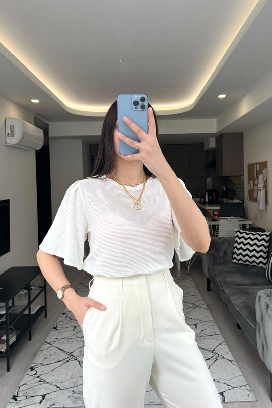 Mng Pili Tasarımlı Beyaz Bluz