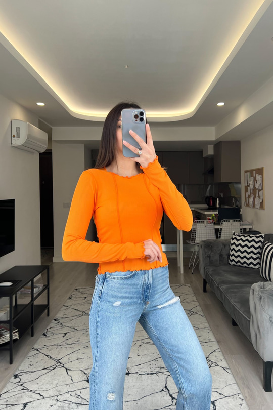 Turuncu Önü Dikişli Bluz
