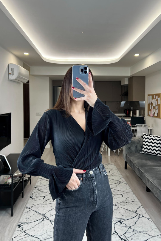 ZR Pliseli Siyah Bodysuit