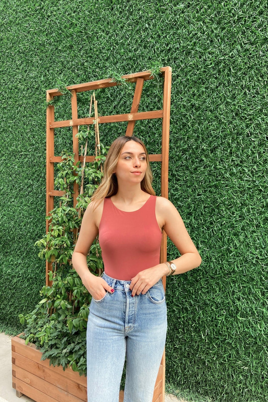 Gül Kurusu Bodysuit