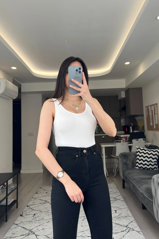Beyaz Fitilli Bodysuit