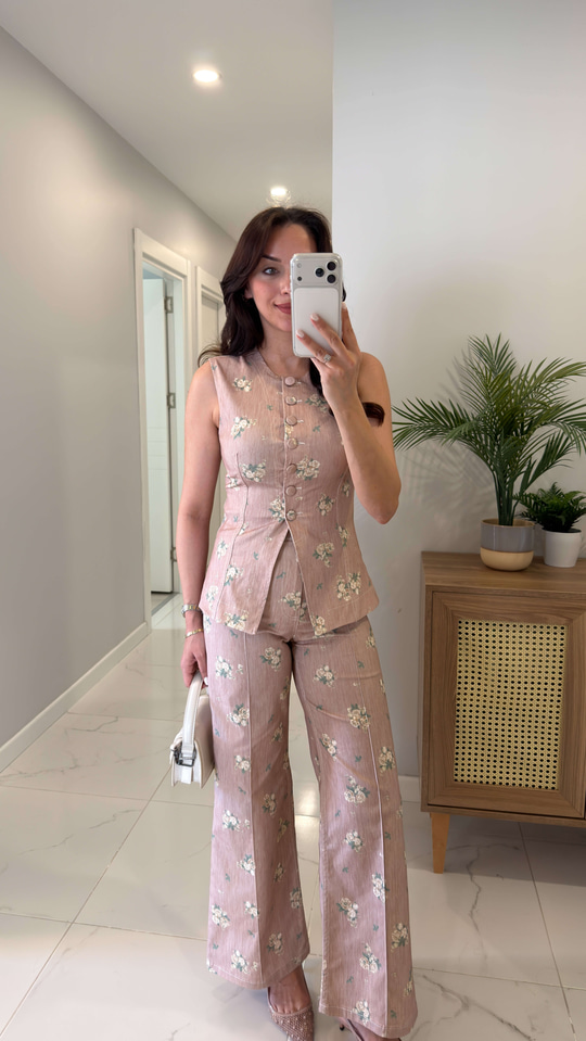 Bonwi Gül Kurusu Çiçek Desenli Yelen Pantolon Takım