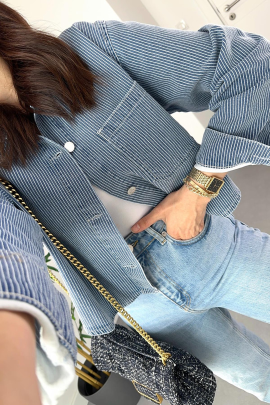 Mavi Çizgi Detaylı Denim Ceket