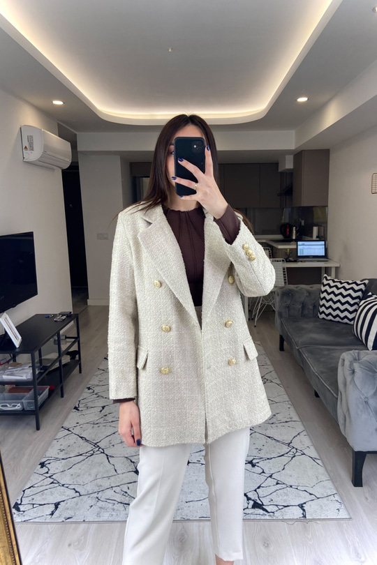 Ekru Gold Düğmeli Tüvit Ceket