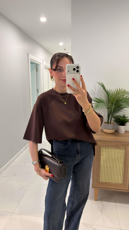 Chesica Kahve Modal Basic Tişört