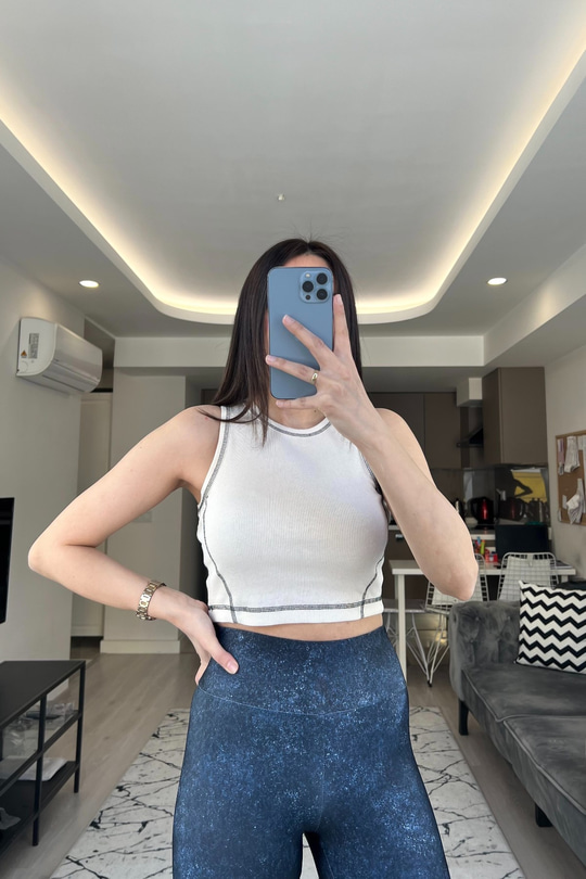 Asos Ekru Dikişli Crop