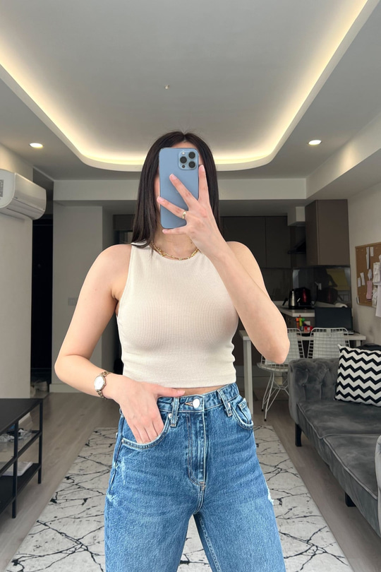 Bej Dokulu Crop