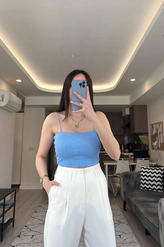 Mavi İp Askılı Örme Crop