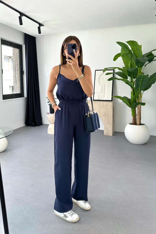 Lina Lacivert Ayarlanabilir İp Askılı Bluz Pantolon Takım
