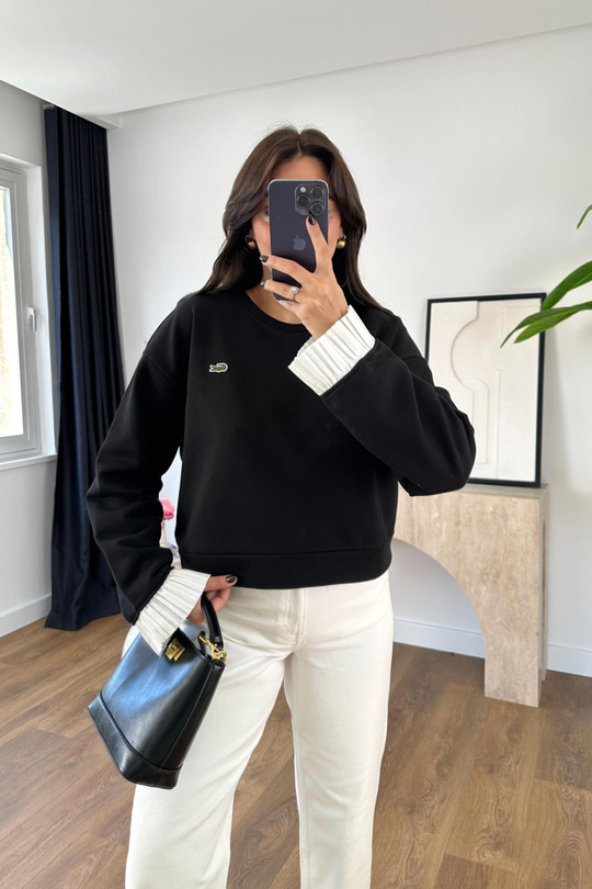 Lacos Siyah Kol Detaylı Sweatshirt