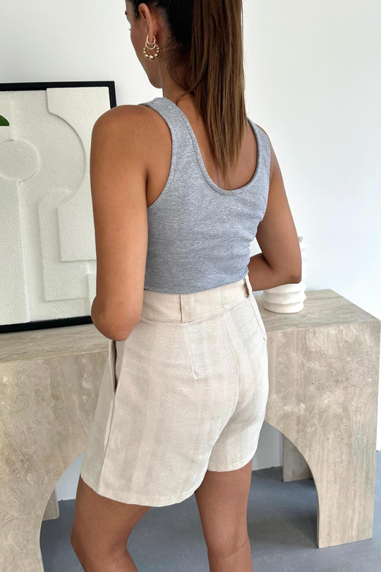 Store Gri  Yaka Detaylı Sıfır Kol Bluz