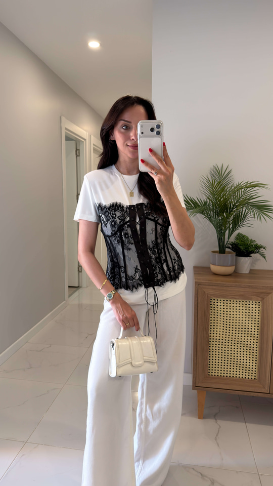 Deppox Ekru Korse Detaylı Bluz