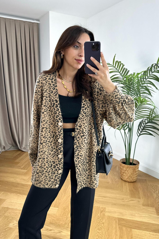 Kahve Rengi Leopar Desenli Hırka