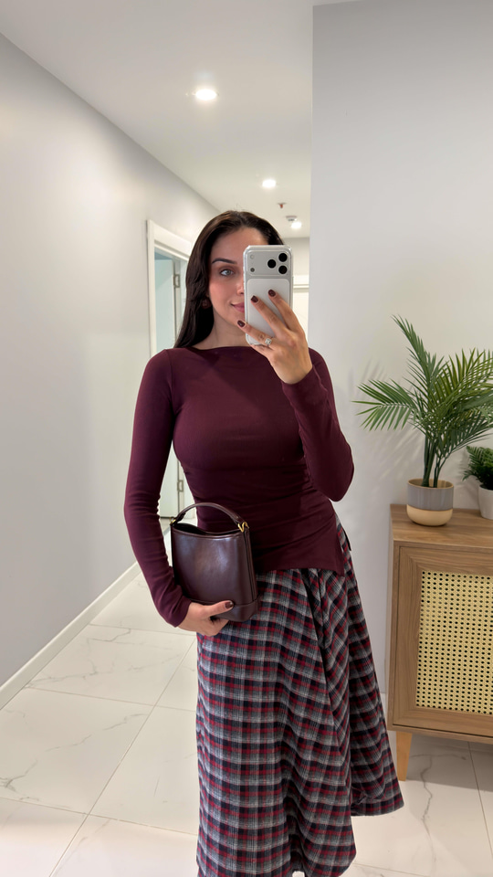 Dilvin Dussa Bordo Kayık Yaka Bluz