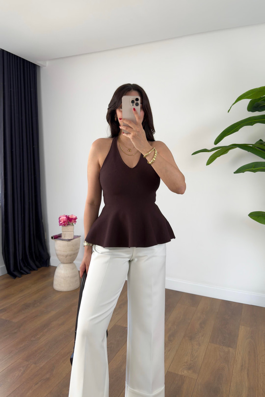 Dilvin Giga Kahve Halter Yaka Peplum Triko Bluz