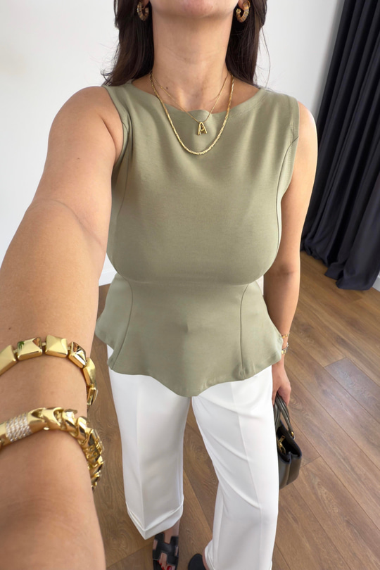 Dilvin Letasna Çağla Yeşili Kayık Yaka Peplum Top Atlet