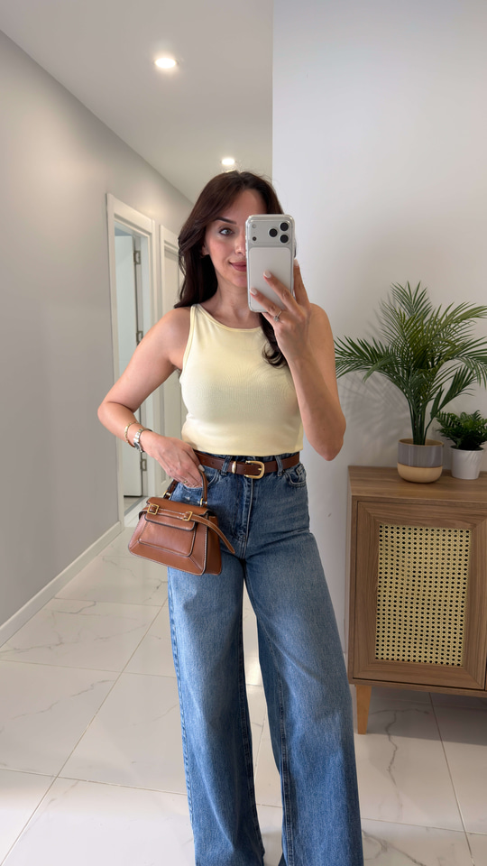 Dlvin Benfy Açık Sarı Halter Yaka Bluz