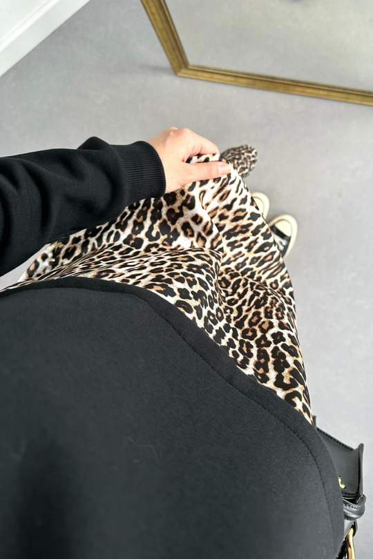 Leopar Desenli Sweatshirt Detaylı Elbise