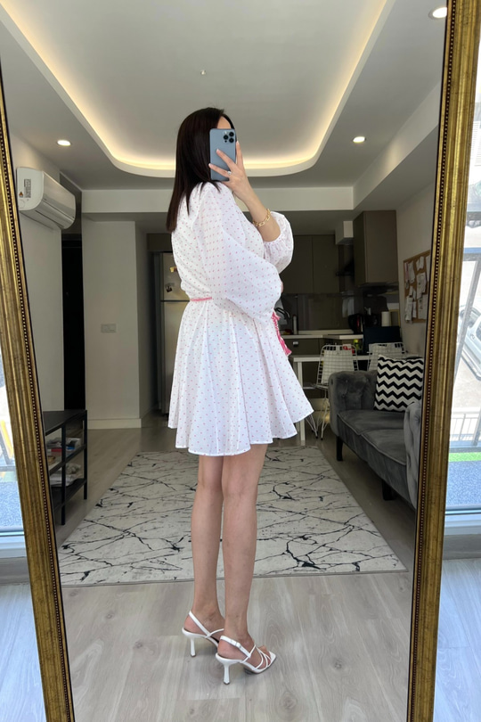 Mng Kuşaklı Beyaz Elbise