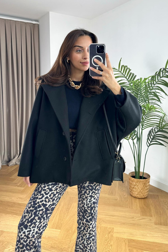 Siyah Kaşe Oversize Ceket