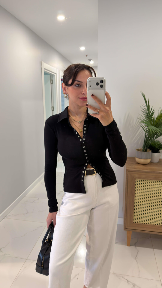 Gentore Siyah Çıtçıtlı Polo Yaka Bluz