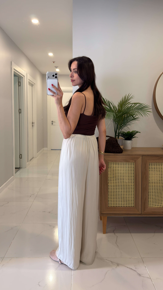 Gillas Krem Bağlama Detaylı Pantolon