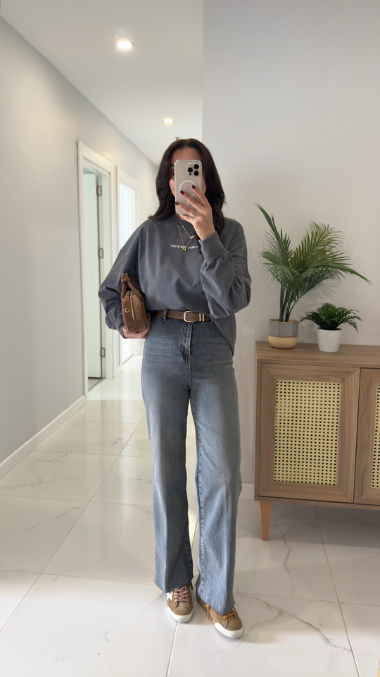 Gita Mavi Kemerli Kesik Paça Straight Jean