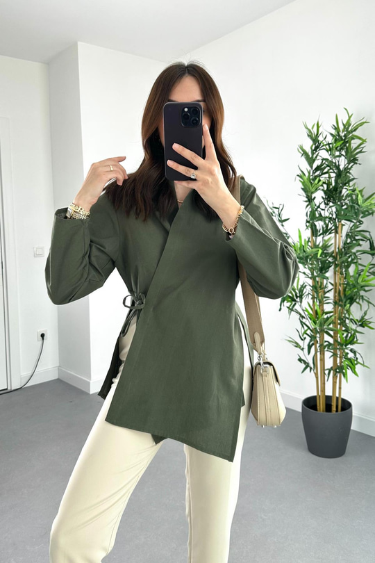 Garment Haki Bağlama Detaylı Gömlek
