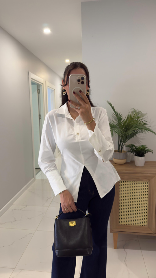 Hutte Beyaz Gold DÜğme Detaylı Gömlek