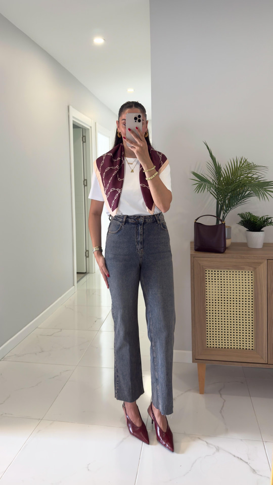 Josef Mavi Kar Yıkama Kesik Paça Straight Jean