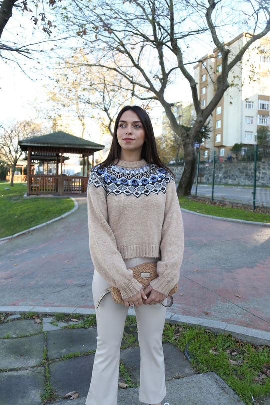 Str Etnik Desenli Kahve Kazak