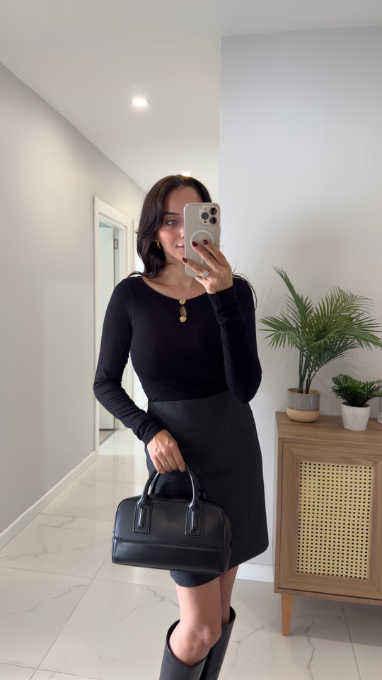 Kenry Siyah Gold Toka Detaylı Bluz