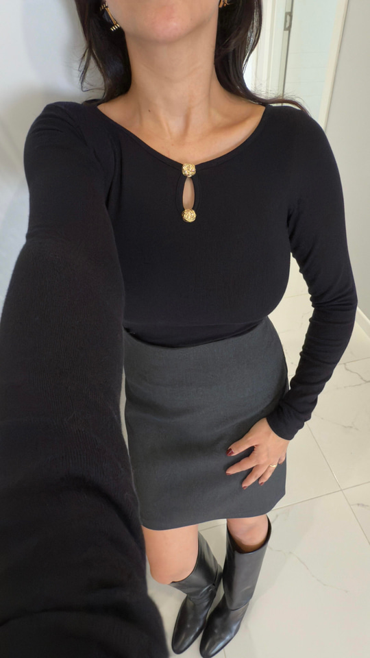 Kenry Siyah Gold Toka Detaylı Bluz