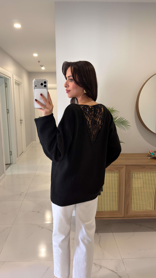 Lesiya Siyah Sırt Dantel Detaylı Triko