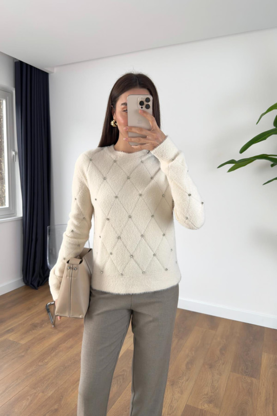 Liza Ekru Taş İşleme Detaylı Triko