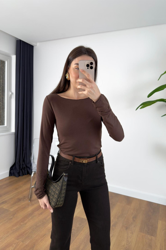 MD Astela Acı Kahve Basic Bluz
