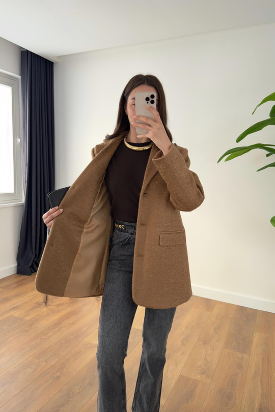 MD Posla Camel Cep Detaylı Astarlı Ceket