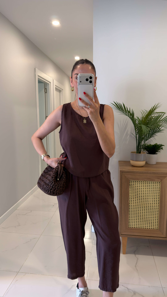 Mone Kahve Tensel Kolsuz Bluz Pantolon Takım