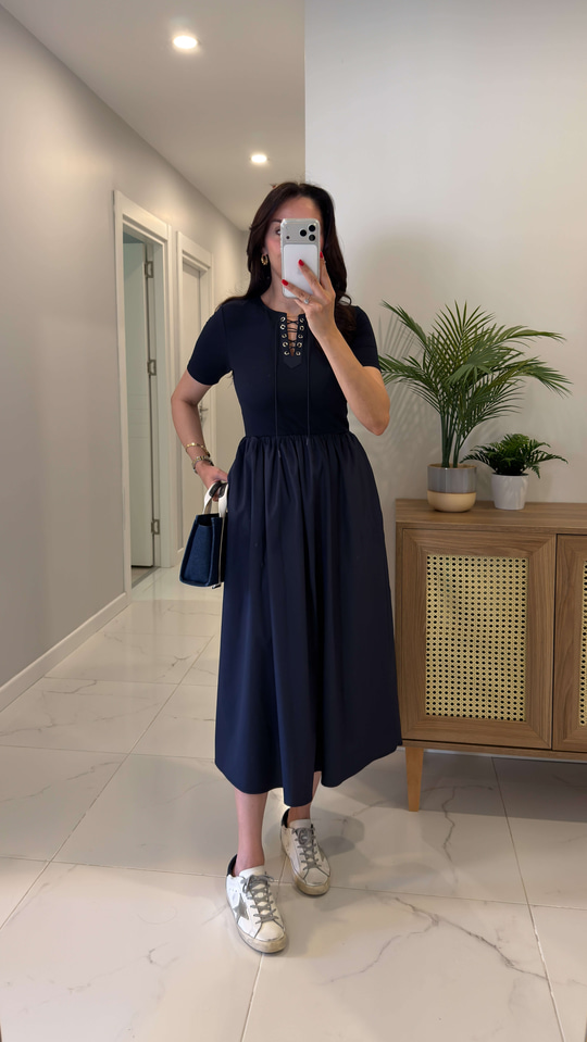 Orena Lacivert Yaka Detaylı Elbise