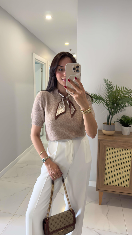 Oryena Bej Kısa Kol Fularlı Triko