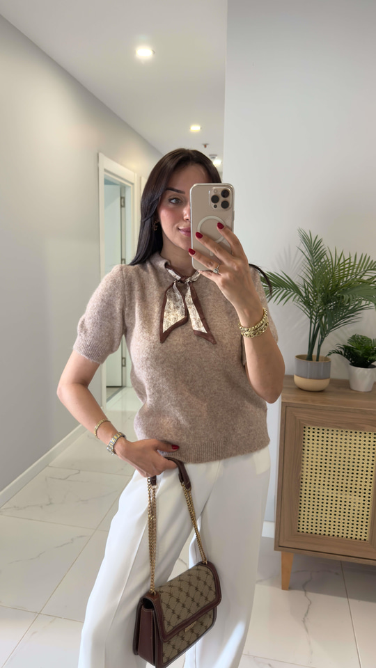 Oryena Bej Kısa Kol Fularlı Triko