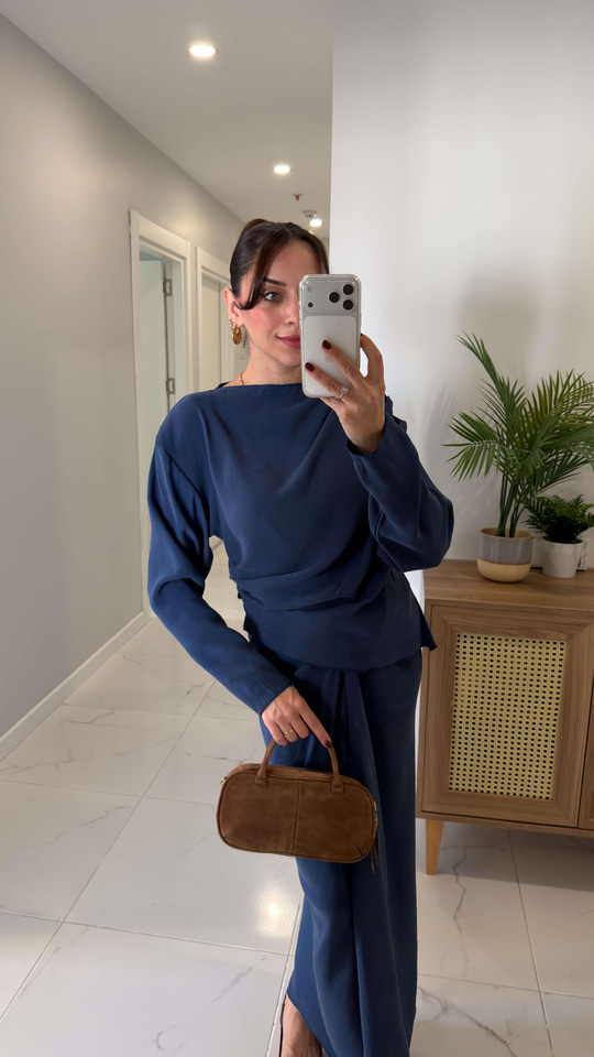 Pucca Lacivert Burgu Detaylı Bluz Etek Takım