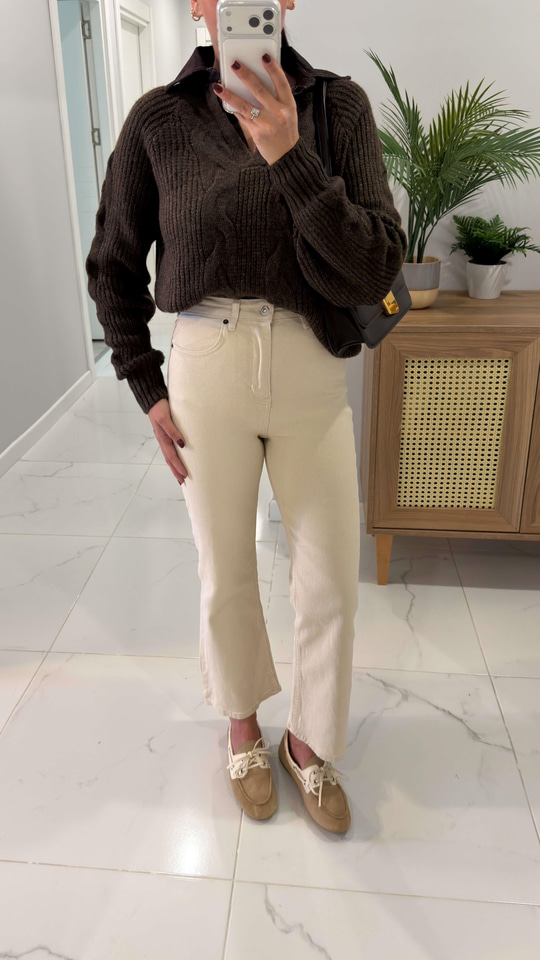 Role Ekru  Flare Jean