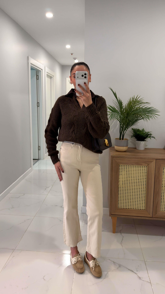 Role Ekru  Flare Jean