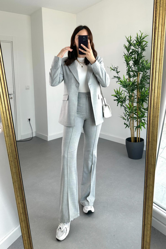 Açık Gri Çizgili Premium Blazer Pantolon Takım